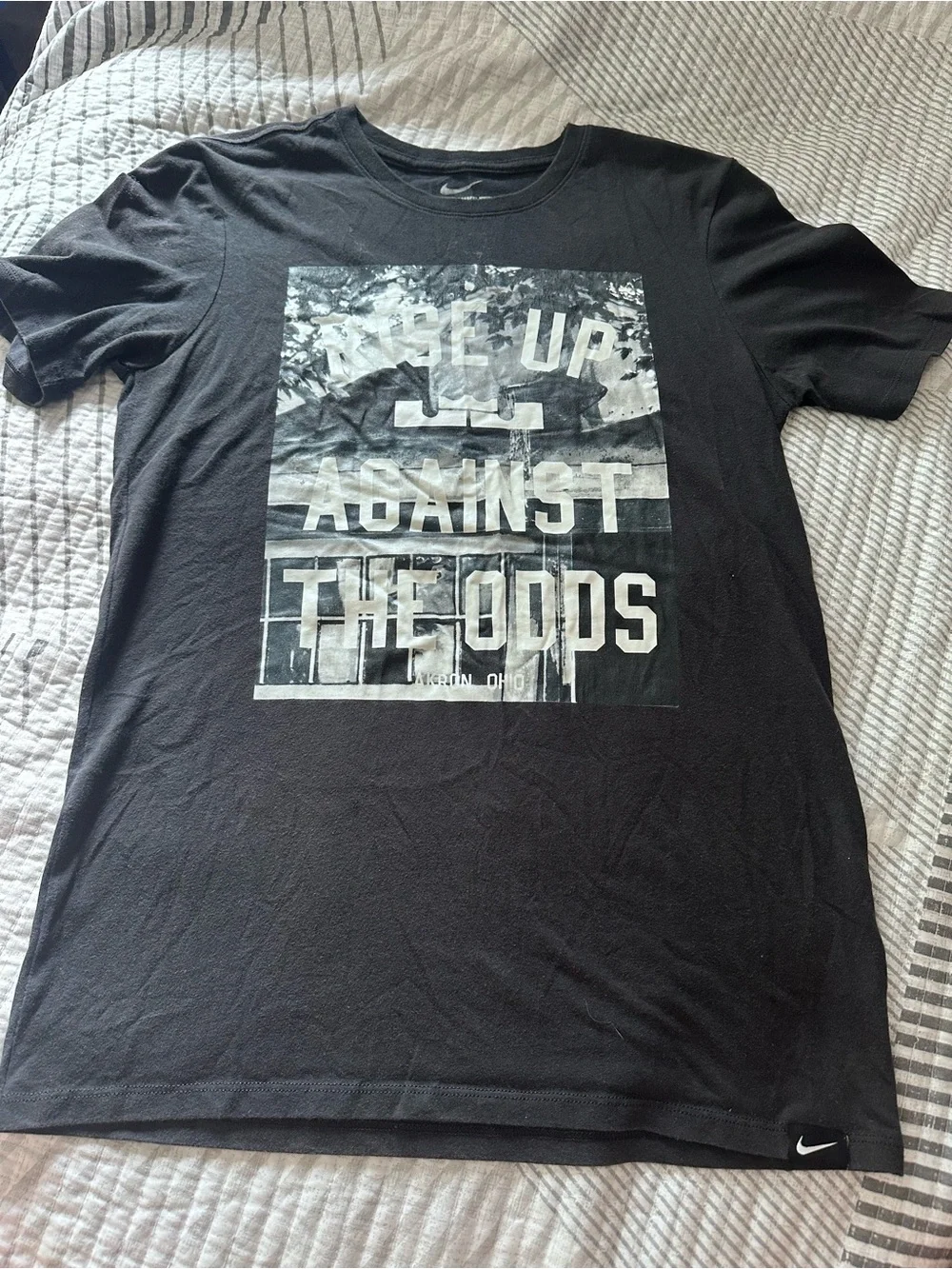 Nike Black Short-Sleeve Graphic 'Rise Up Against The Odds' Tee